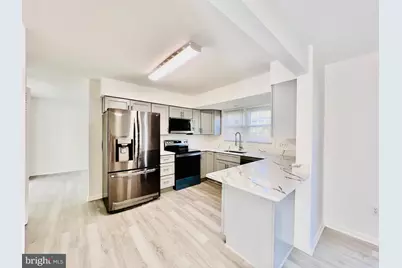 6129 Franconia Station Lane, Alexandria, VA 22310 - Photo 14