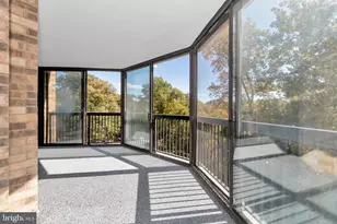 5904 Mt Eagle Dr, Alexandria, VA 22303 - Photo 20