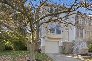 711 Herndon Woods Ct, Herndon, VA 20170 - Photo 1