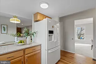 865 Moffett Forge Rd, Herndon, VA 20170 - Photo 16