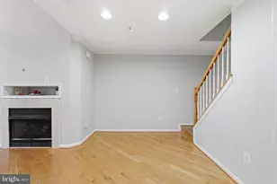 1934 Crescent Park Dr, Reston, VA 20190 - Photo 8