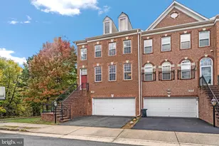 2478 Silk Ct, Herndon, VA 20171 - Photo 2