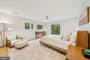 11000 Oakton Woods Way, Oakton, VA 22124 - Photo 42