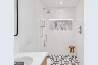 11000 Oakton Woods Way, Oakton, VA 22124 - Photo 56