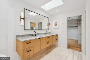 11000 Oakton Woods Way, Oakton, VA 22124 - Photo 48