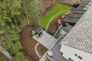 11000 Oakton Woods Way, Oakton, VA 22124 - Photo 8