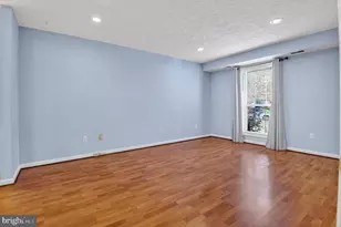 9919 Oakton Terrace Rd, Oakton, VA 22124 - Photo 10