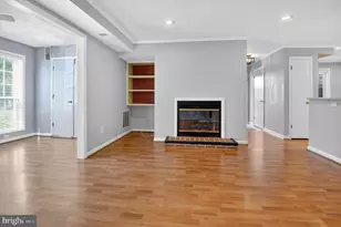 9919 Oakton Terrace Rd, Oakton, VA 22124 - Photo 6