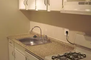 11200 Chestnut Grove Square, Reston, VA 20190 - Photo 8