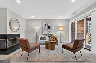 11116 Beaver Trail Ct, Reston, VA 20191 - Photo 4