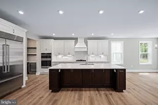 8761 Southern Oaks Pl, Lorton, VA 22079 - Photo 28