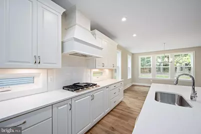 8761 Southern Oaks Place, Lorton, VA 22079 - Photo 30