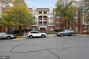11775 Stratford House Pl, Reston, VA 20190 - Photo 4
