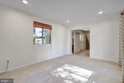 5609 Rolling Road, Springfield, VA 22151 - Photo 6