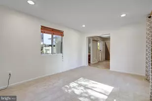 5609 Rolling Rd, Springfield, VA 22151 - Photo 6