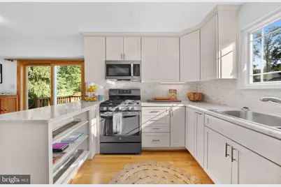 3716 Krysia Court, Annandale, VA 22003 - Photo 30