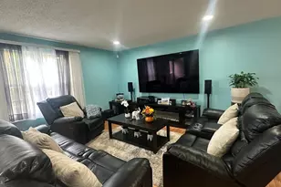 8111 Brown Ct, Alexandria, VA 22306 - Photo 6