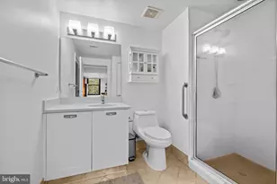 2451 Midtown Ave, Alexandria, VA 22303 - Photo 16