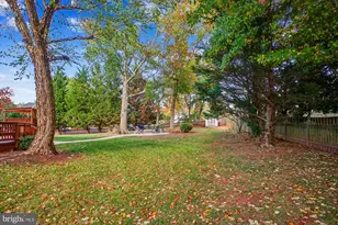 12905 Tarragon Ct, Oak Hill, VA 20171 - Photo 8