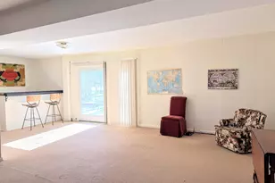 9921 Woodrow St, Vienna, VA 22181 - Photo 18