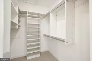 1919 Logan Manor Dr, Reston, VA 20190 - Photo 18