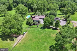 9341 Cornwell Farm Dr, Great Falls, VA 22066 - Photo 48