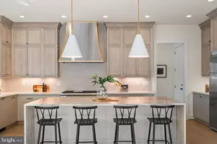 8619 Redwood, Vienna, VA 22180 - Photo 1