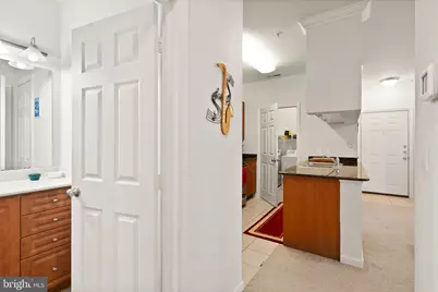 12128 Garden Ridge Lane #203, Fairfax, VA 22030 - Photo 6