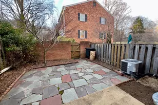3148 Hartwick Ln, Fairfax, VA 22031 - Photo 16