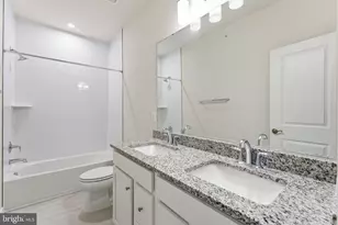 2136 Glacier Rd, Herndon, VA 20170 - Photo 38