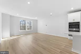 2136 Glacier Rd, Herndon, VA 20170 - Photo 18