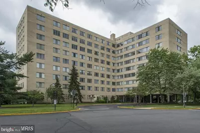 6621 Wakefield Drive #109, Alexandria, VA 22307 - Photo 1