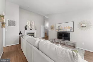 7510 Snowpea Ct Snowpea Ct, Alexandria, VA 22306 - Photo 12