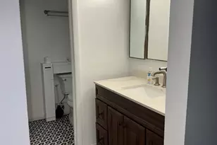 6703 Greenview Ln, Springfield, VA 22152 - Photo 20