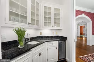 1205 Towlston Rd, Great Falls, VA 22066 - Photo 12