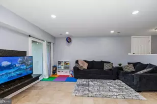 3919 El Soneta Pl, Alexandria, VA 22309 - Photo 4