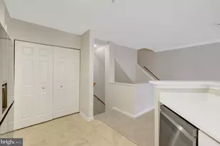 12899 Fair Briar Ln, Fairfax, VA 22033 - Photo 18