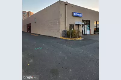 8453 Tyco Road #1, Vienna, VA 22182 - Photo 2