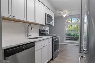 3356 Woodburn, Annandale, VA 22003 - Photo 8