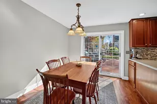 4521 Waverly Crossing Ln, Chantilly, VA 20151 - Photo 8