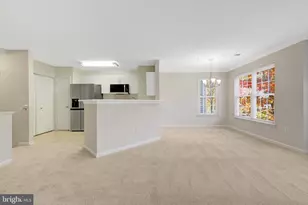 12845 Fair Briar Ln, Fairfax, VA 22033 - Photo 10