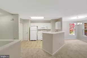 12737 Fair Briar Ln, Fairfax, VA 22033 - Photo 18