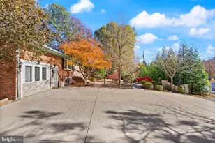 4211 Downing St, Annandale, VA 22003 - Photo 92