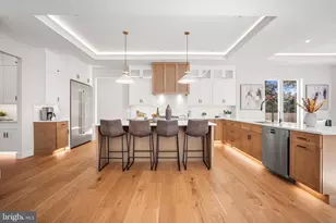 8023 Lewinsville Rd, McLean, VA 22102 - Photo 12