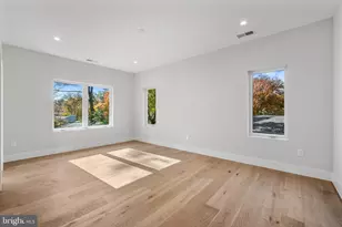 8023 Lewinsville Rd, McLean, VA 22102 - Photo 30