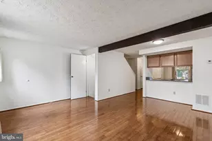 8277 Crestmont Cir, Springfield, VA 22153 - Photo 6