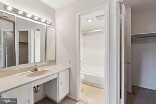 8340 Greensboro Dr, McLean, VA 22102 - Photo 26