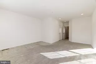 13660 Endeavour Dr, Herndon, VA 20171 - Photo 22