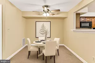 12217 Fairfield House Dr, Fairfax, VA 22033 - Photo 10