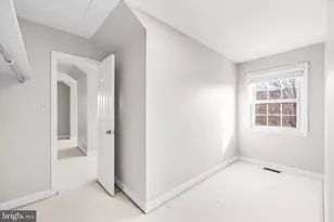 6260 Chaucer Ln, Alexandria, VA 22304 - Photo 46